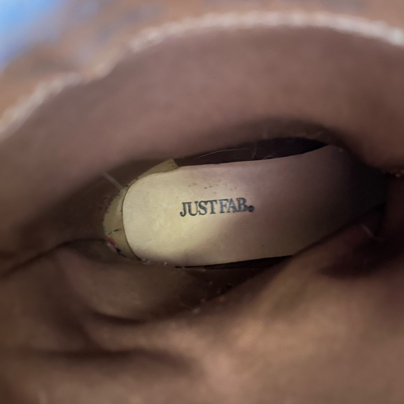 Tan JustFab size 7.5 Booties - Picture 3 of 4